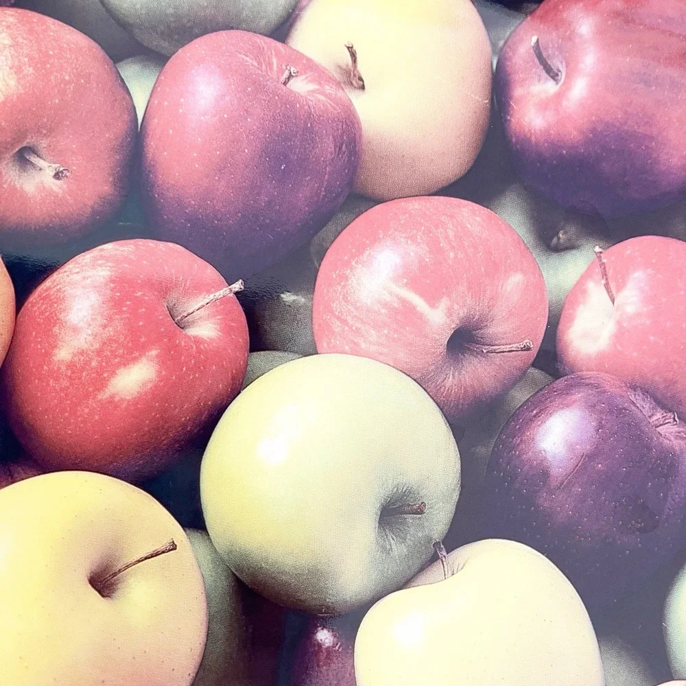 Starbucks Red/Green/Yellow APPLES 9